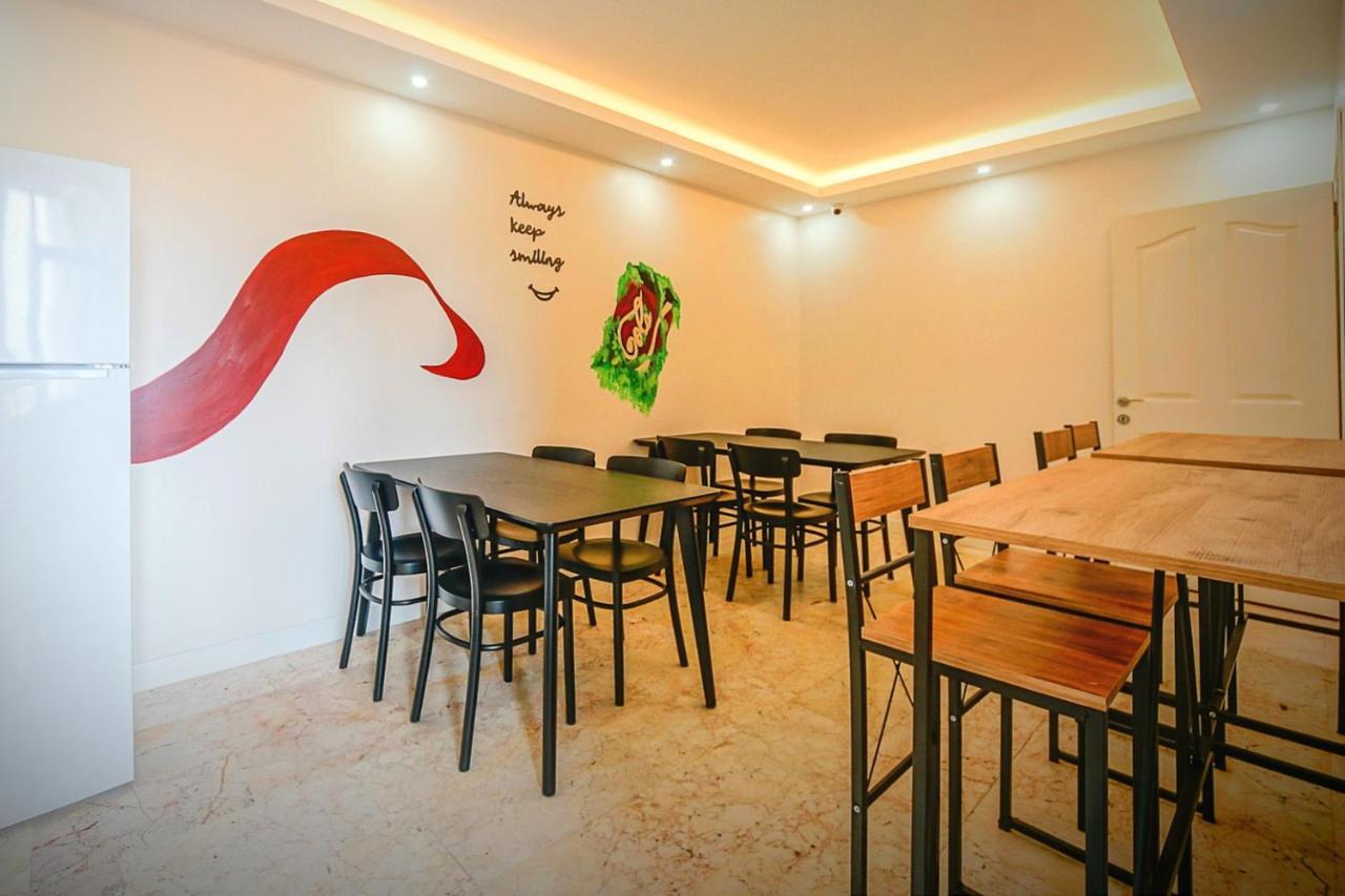 Manu Startup House Hostel Κωνσταντινούπολη Εξωτερικό φωτογραφία
