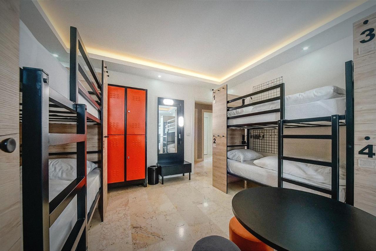 Manu Startup House Hostel Κωνσταντινούπολη Εξωτερικό φωτογραφία