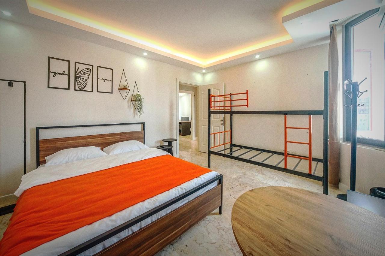 Manu Startup House Hostel Κωνσταντινούπολη Εξωτερικό φωτογραφία