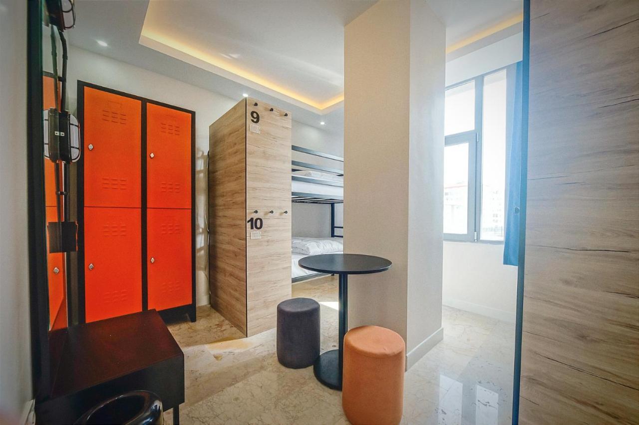 Manu Startup House Hostel Κωνσταντινούπολη Εξωτερικό φωτογραφία