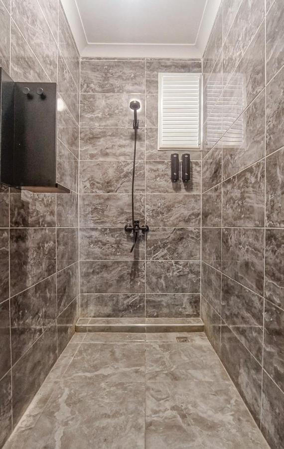 Manu Startup House Hostel Κωνσταντινούπολη Εξωτερικό φωτογραφία
